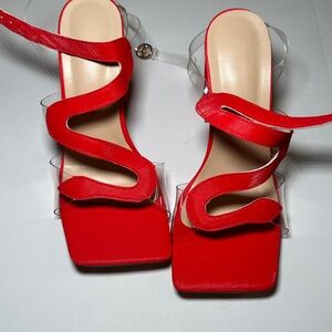 ***NEW***Unique Red heels 6.5